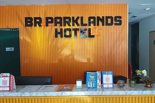 Br Parklands Hotel By Zuzu