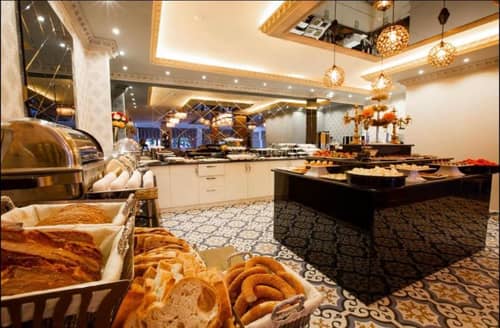 Real King Residence Hotel