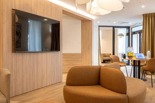 Dantan Hotel