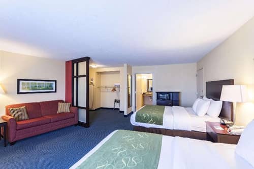 Comfort Suites
