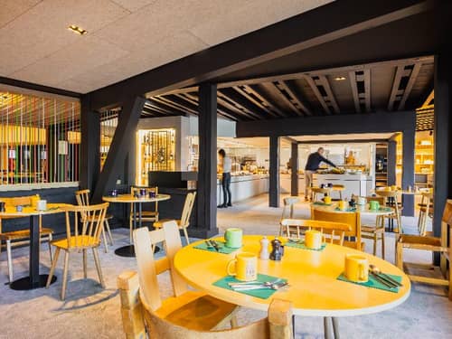 La Cachette, Friendly Hotel