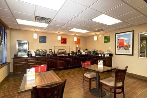 Comfort Suites Clearwater - Dunedin