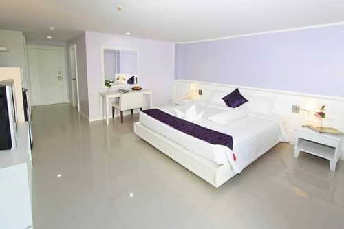 Convenient Grand Hotel