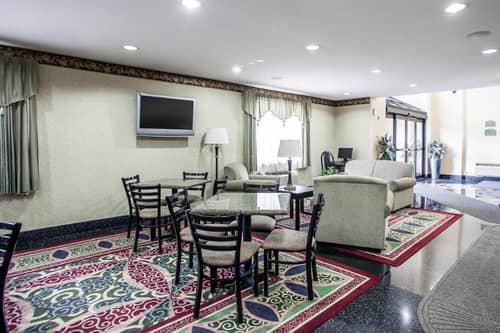 Quality Inn East Windsor Area