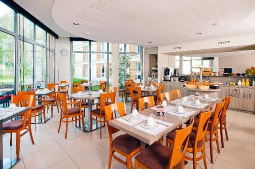 Residhome Paris Guyancourt