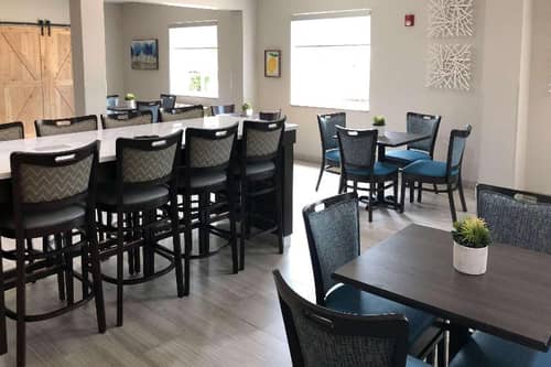 Quality Inn & Suites Roanoke - Fort Worth North