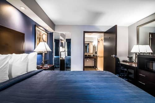 Quality Inn & Suites Downtown