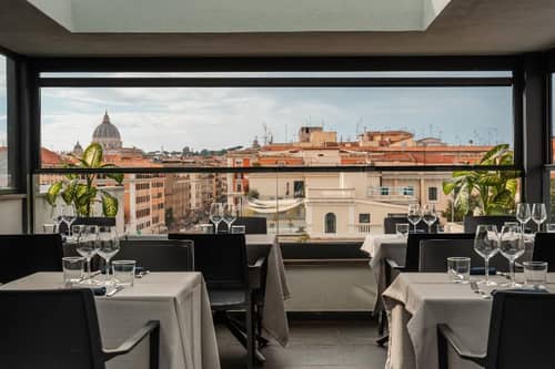 Twenty One Hotel