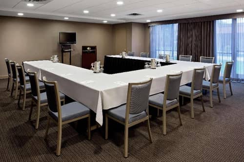 DoubleTree by Hilton Hotel Syracuse