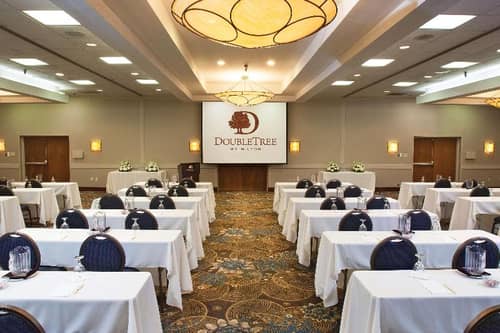 DoubleTree by Hilton Hotel Oak Ridge Knoxville