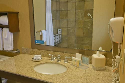 Hampton Inn & Suites Wiggins