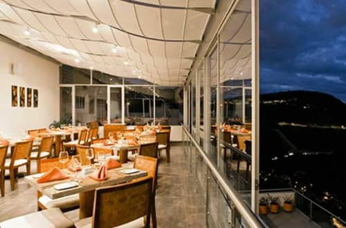 Stubel Suites y Café