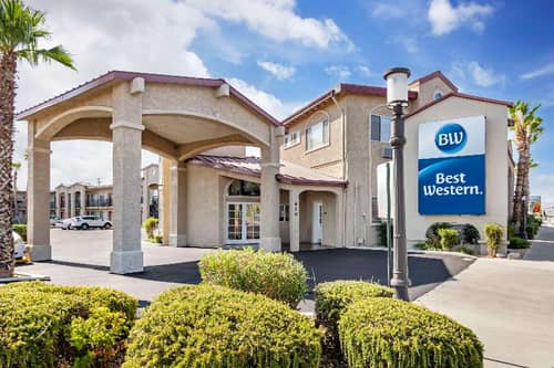 Best Western China Lake Inn