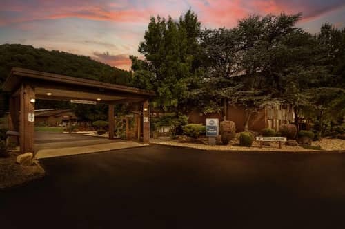 Best Western Braddock Inn