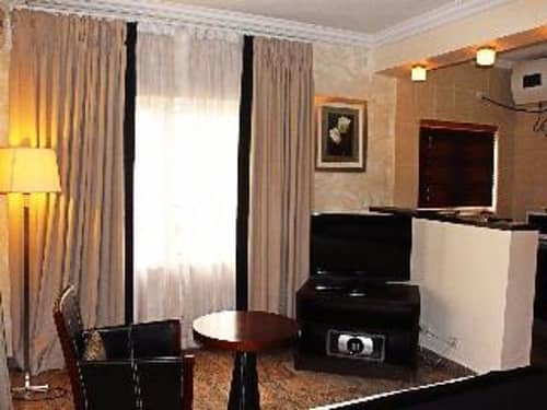 Protea Hotel Apo Apartments