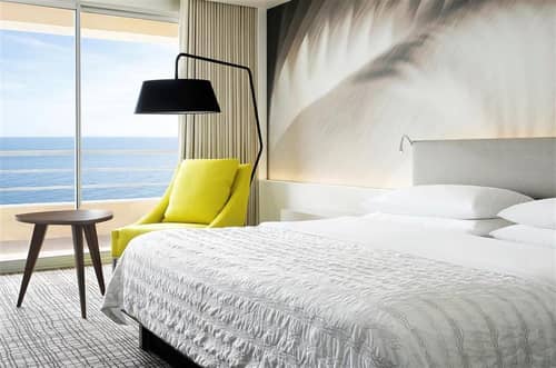 Le Meridien Beach Plaza