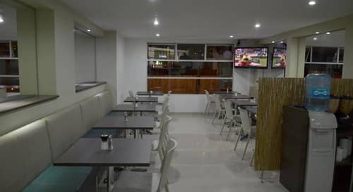 Hotel 122 Plaza Aparthotel