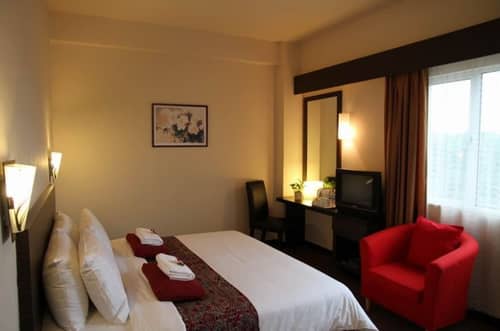 Summer View Hotel