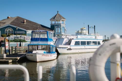 Morrison House Old Town Alexandria, Autograph Coll