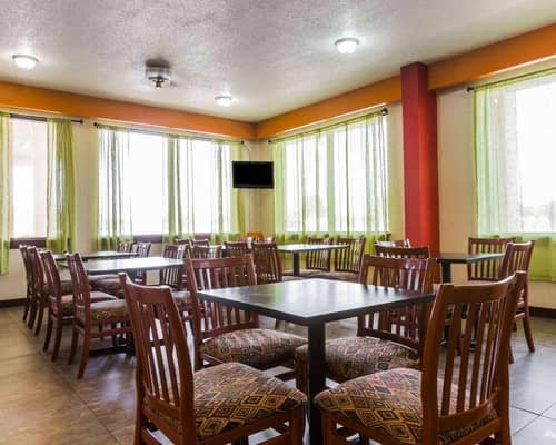 Econo Lodge Inn & Suites Montgomery