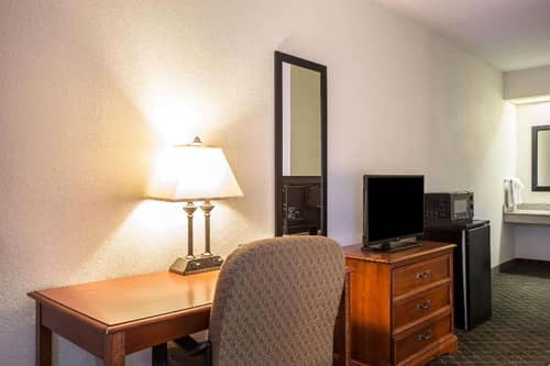 Clarion Inn & Suites Aiken