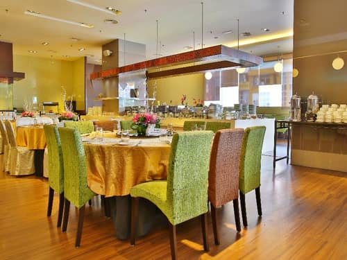 Ixora Hotel
