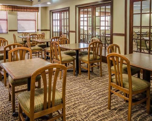 Quality Suites Jeffersonville Area