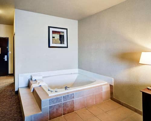 Quality Inn & Suites Terrell