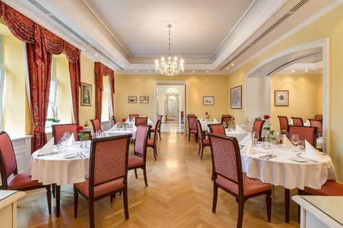 Grof Degenfeld Castle Hotel