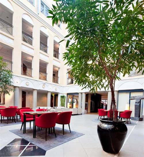 Master Johan Hotel (MJ'S)