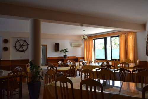 Anna Hotel Apartments