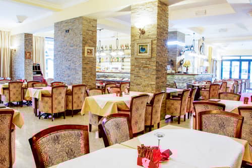 Planeta Inn Hotel