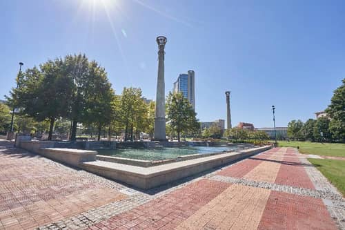 American Hotel Atlanta Downtown, Tapestry