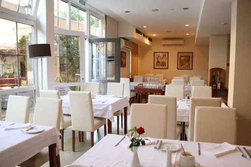 Garni Hotel Le Petit Piaf