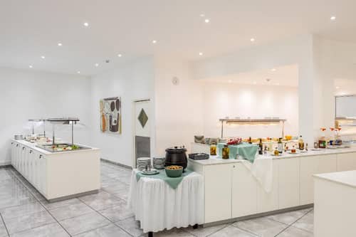 Papantonia Apts