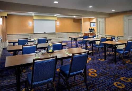 Sonesta Select Boston Woburn Burlingto