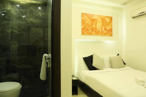 Park Lane Furnished Suites