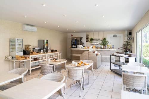 Logis Hôtel la Forestière Rest. l'Instant Gourmet