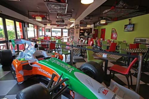 KYRIAD Design ENZO VIERZON