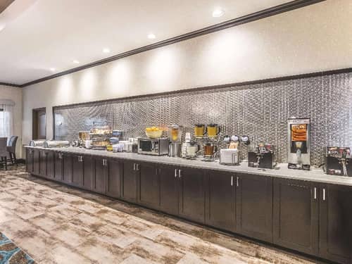 La Quinta Inn and Suites South Grand Prairie