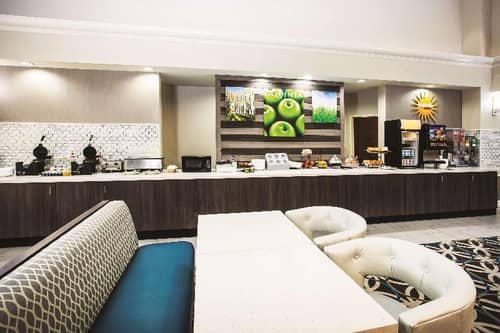 La Quinta Inn & Suites Newark - Elkton