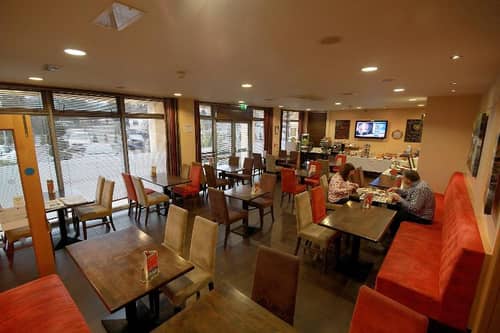 Belmore Court & Motel