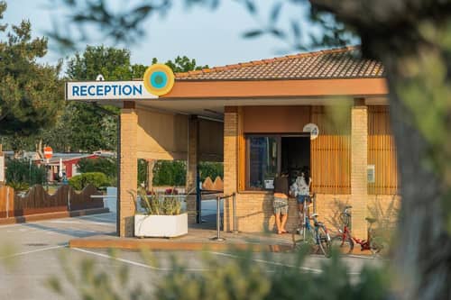 Club del Sole Spina Family Collection
