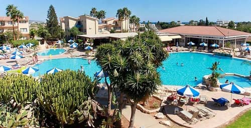 Macronissos Village Club