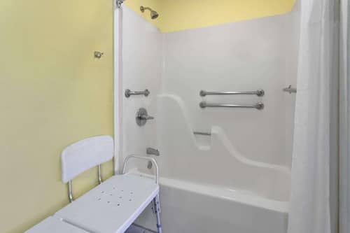 Super 8 by Wyndham Breaux Bridge