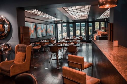 Hotel 55