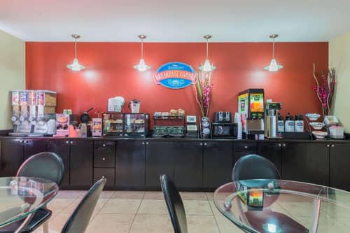 Baymont by Wyndham Sulphur