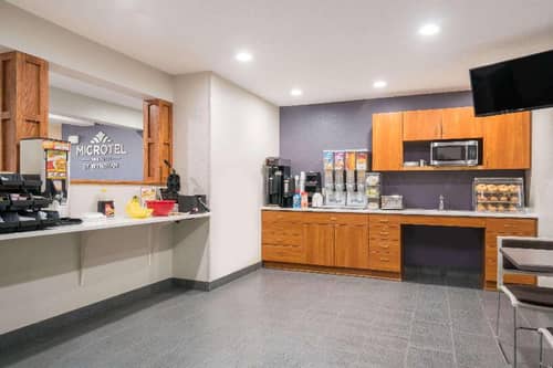 Microtel Inn & Suites By Wyndham Springfield