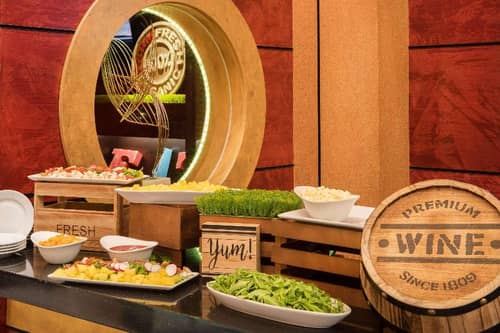 Pier 5 Hotel Baltimore