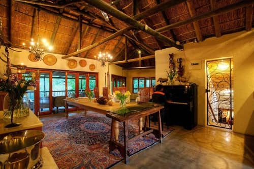 Woodall Country House